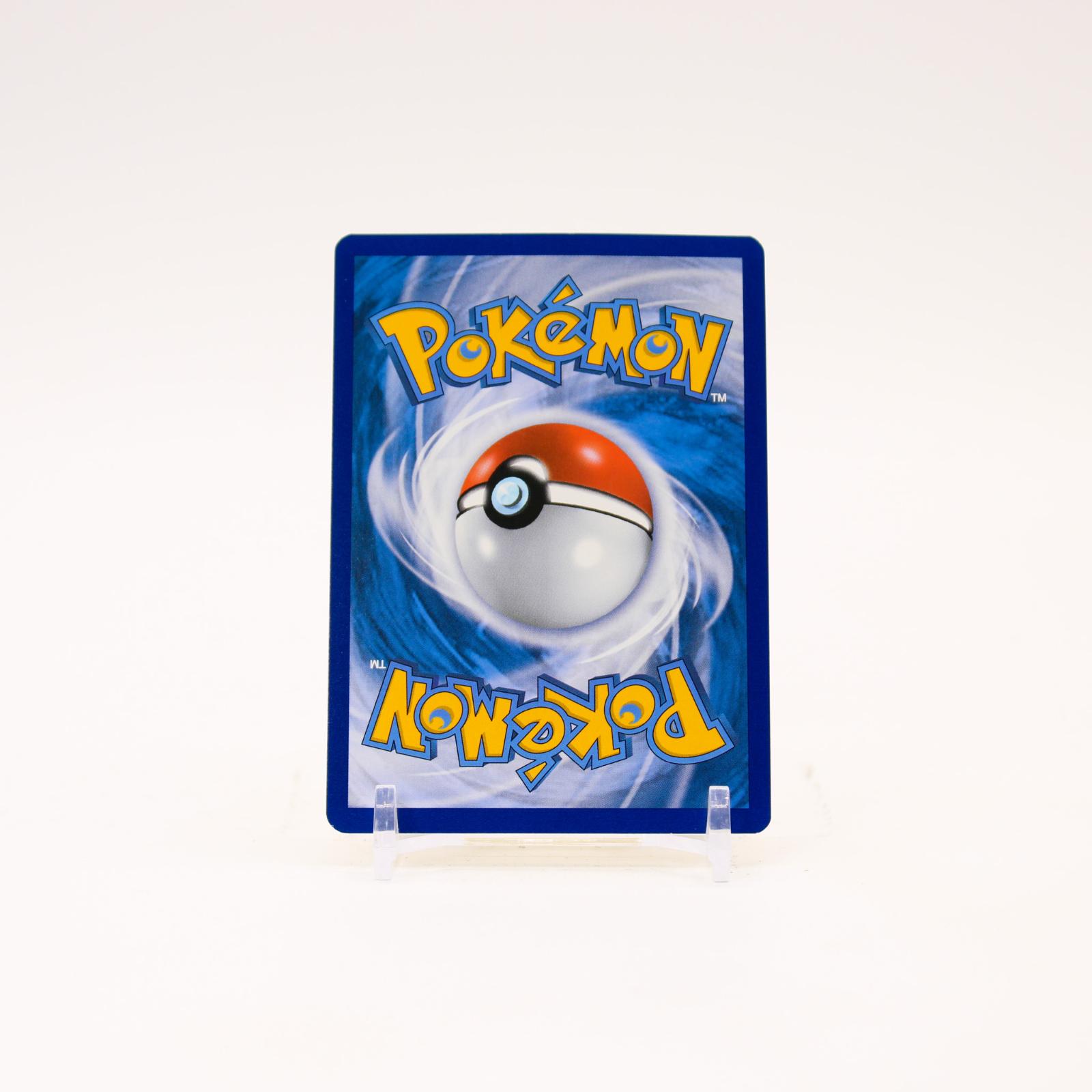 Pikachu - 26/83 Generations Toys R Us Holo Promo Pokemon - NM/LP