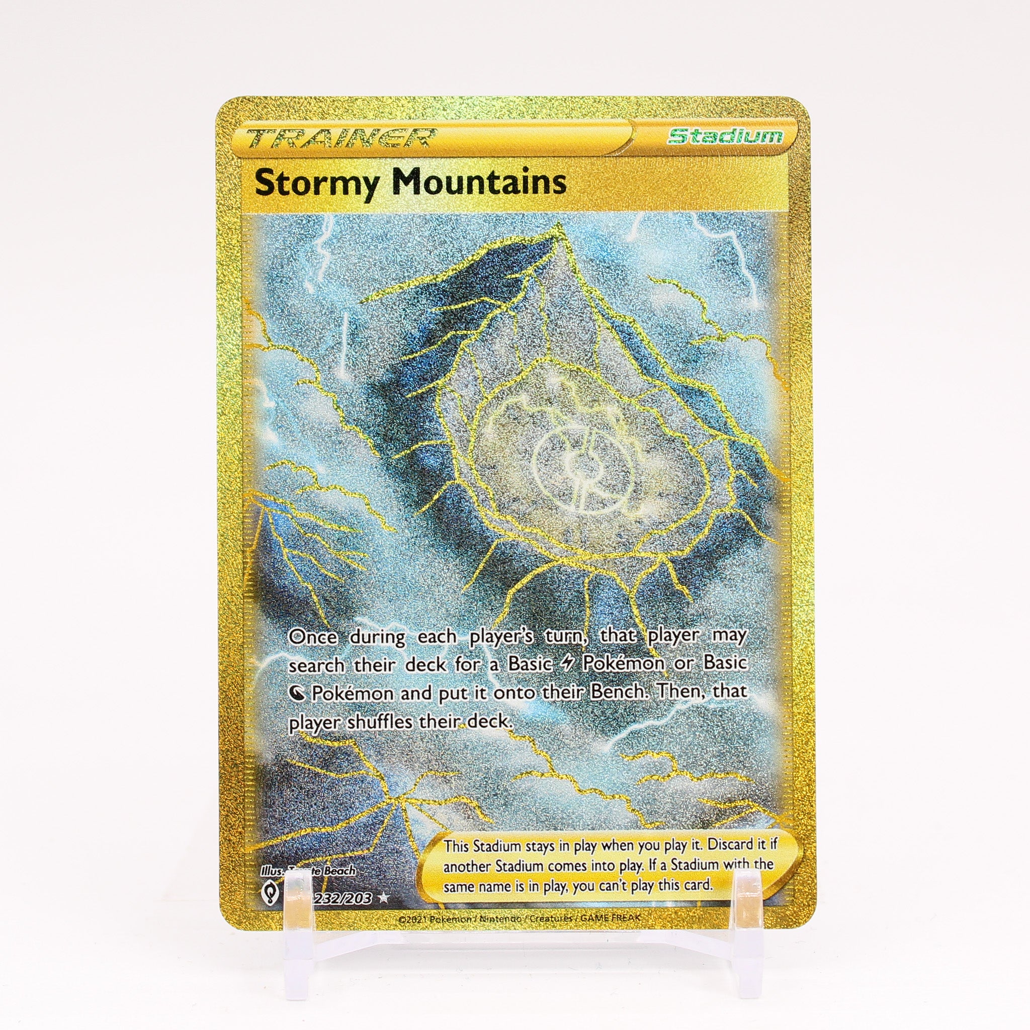 Stormy Mountains - 232/203 Evolving Skies Gold Trainer - NM/MINT